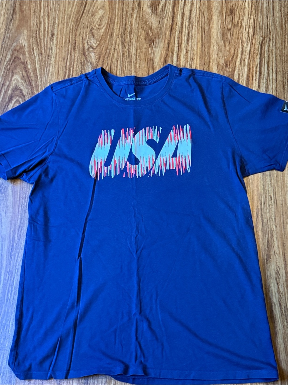 Nike Men’s Blue USA Graphic T-Shirt